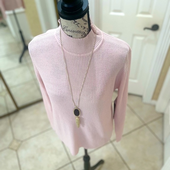 Mock turtleneck sweater with shimmer - Picture 2 of 11